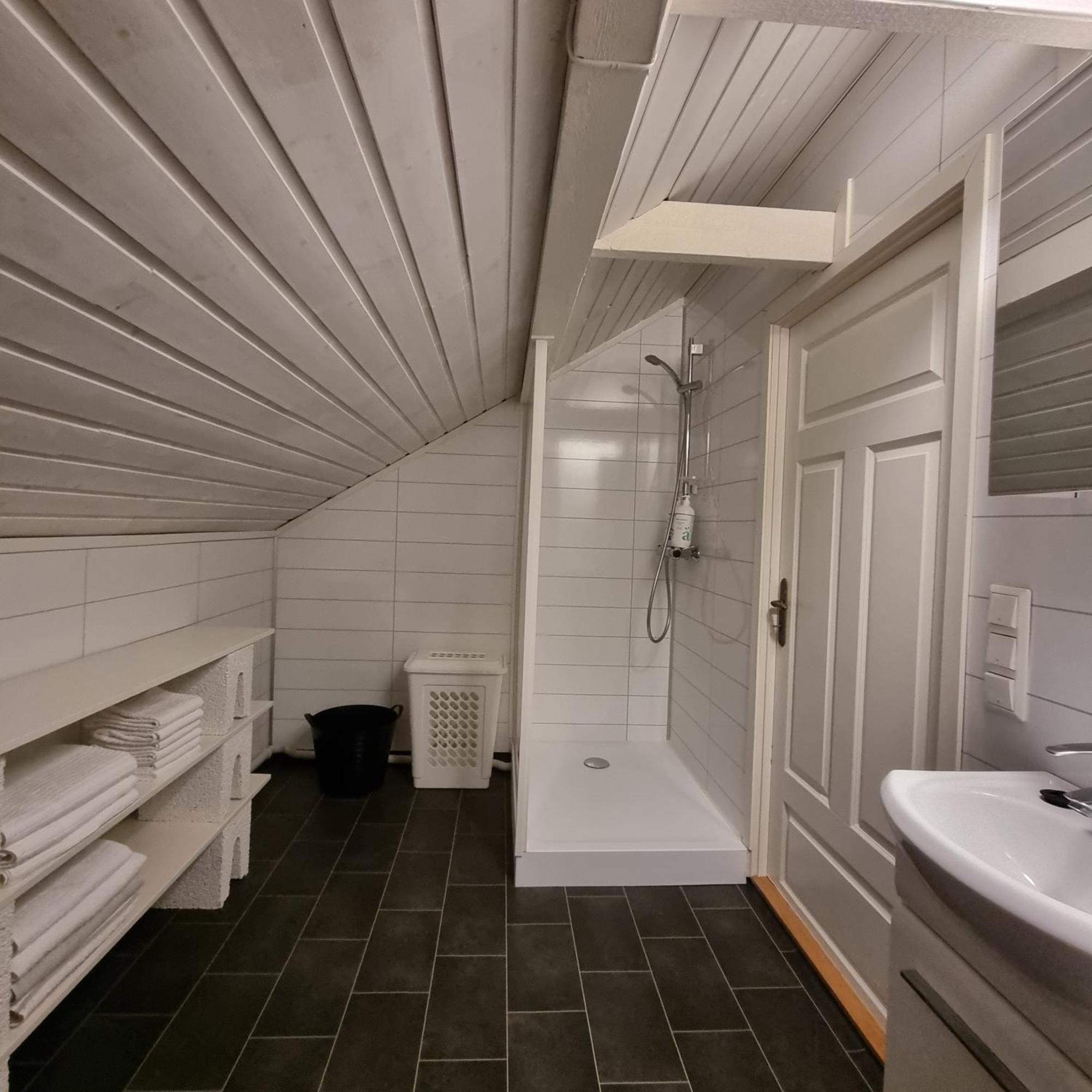 Loftsleilighet Midt I Sentrum Skjervoy Eksteriør billede